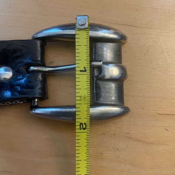 Men’s Italian belt, Metal studs; great condition - Picture 12 of 13